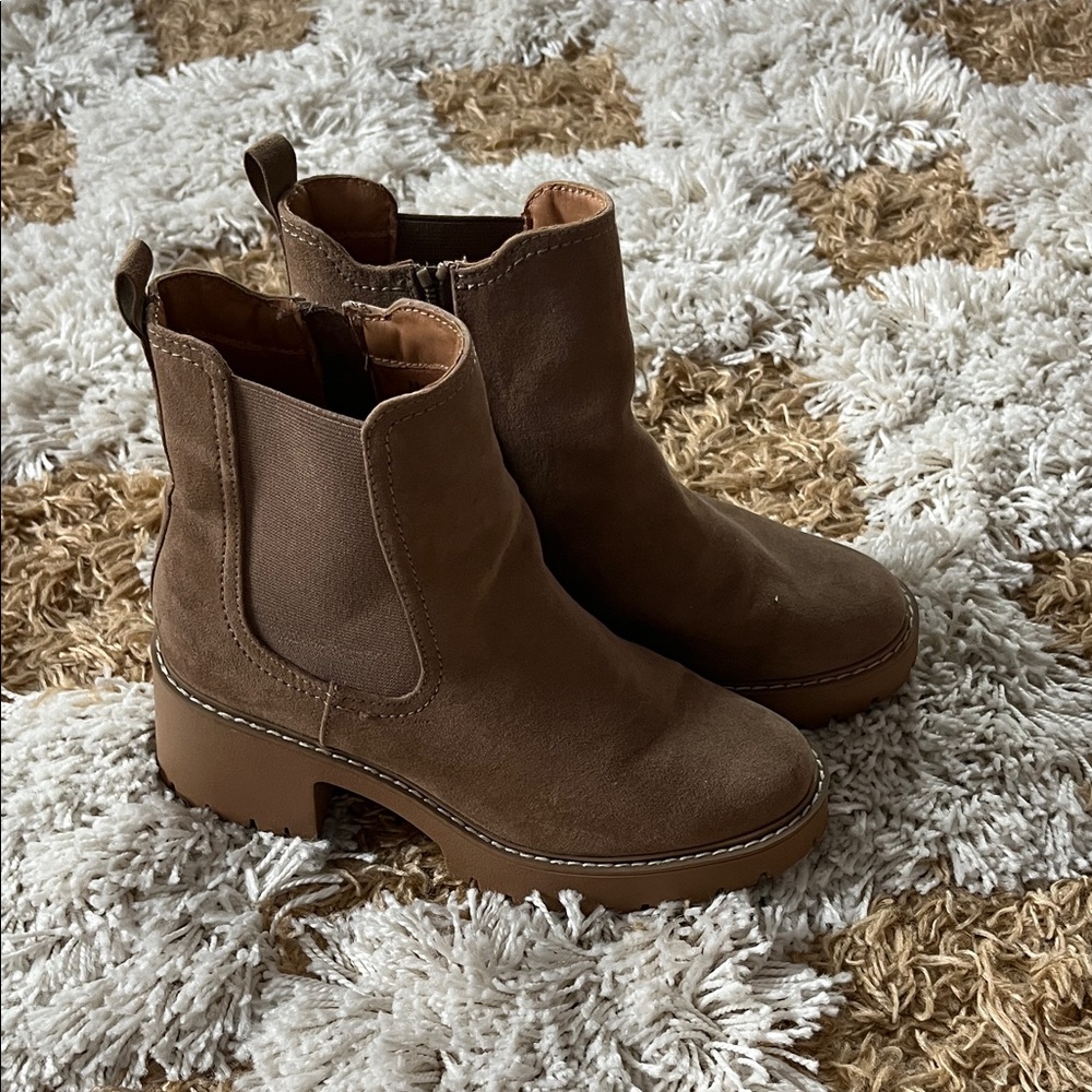 Universal Thread Brown Ankle Boots